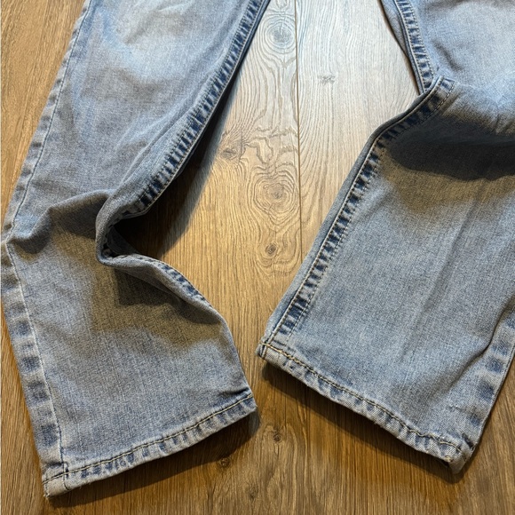 Ariat Men’s Vintage Striaght Leg Jeans 36x36 Light Wash Denim Classic Fit M1 - Picture 3 of 16